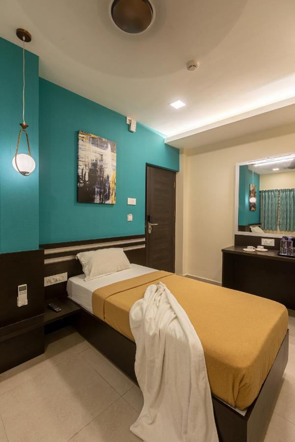 Bells Grand Inn Ченнаи Экстерьер фото